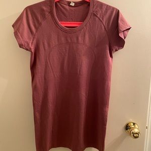 Lululemon Swiftly Tech Short Sleeve Shirt 2.0